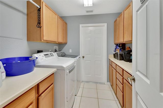 710 BREEZY OAK COURT, Deland, FL 32724