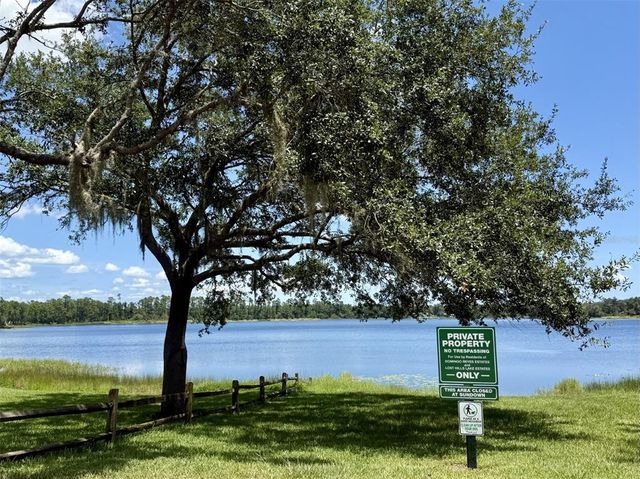710 BREEZY OAK COURT, Deland, FL 32724
