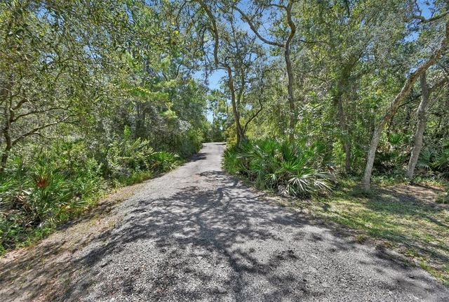 710 BREEZY OAK COURT, Deland, FL 32724