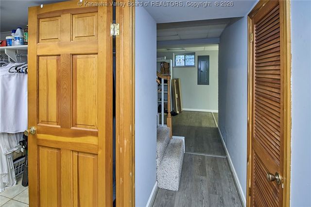 1727 Loudon Heights Road, Charleston, WV 25314