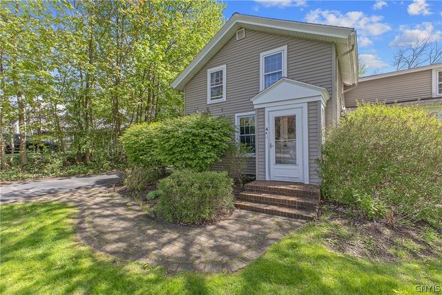 4 Lynacres Boulevard, Dewitt, NY 13066