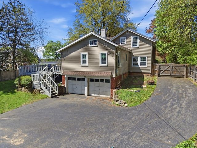 4 Lynacres Boulevard, Dewitt, NY 13066