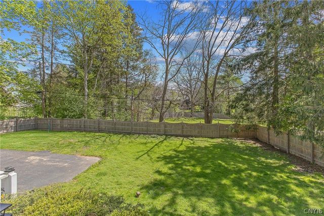 4 Lynacres Boulevard, Dewitt, NY 13066