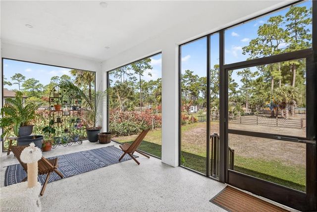 4233 4th AVE NE, Naples, FL 34120