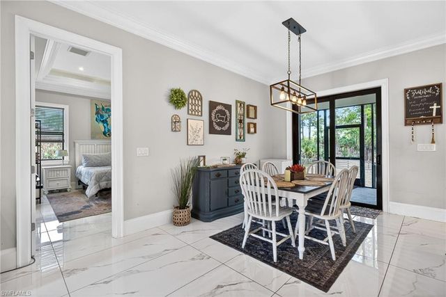 4233 4th AVE NE, Naples, FL 34120