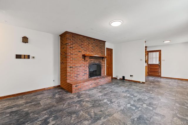 601 Burton Creek Place, Lynchburg, VA 24502