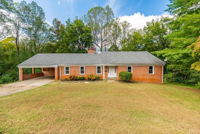 601 Burton Creek Place, Lynchburg, VA 24502