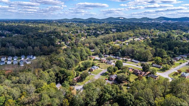 601 Burton Creek Place, Lynchburg, VA 24502