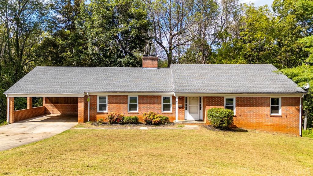 601 Burton Creek Place, Lynchburg, VA 24502