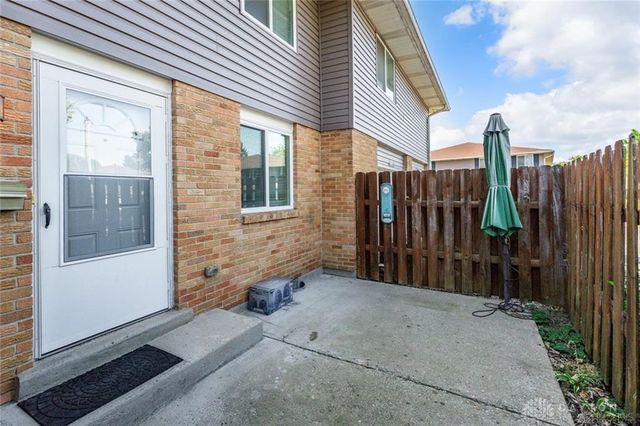 1644 Villa South Drive, Dayton, OH 45449