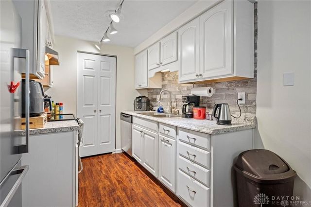 1644 Villa South Drive, Dayton, OH 45449