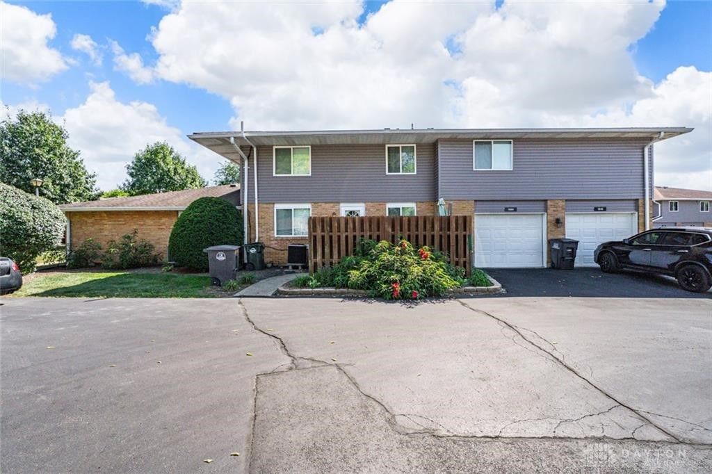 1644 Villa South Drive, Dayton, OH 45449