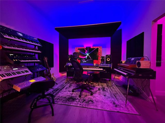 556 BRUNSWICK DRIVE, Davenport, FL 33837