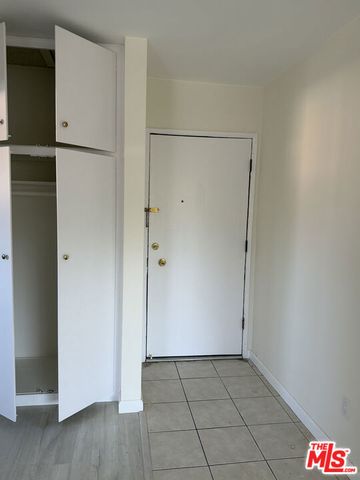 1522 Dixon Street 8, Glendale, CA 91205
