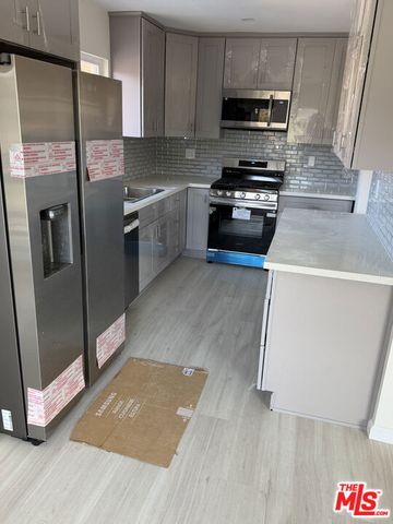 1522 Dixon Street 8, Glendale, CA 91205