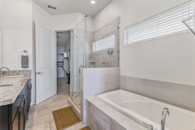 2114 Sabine Street, Houston, TX 77007