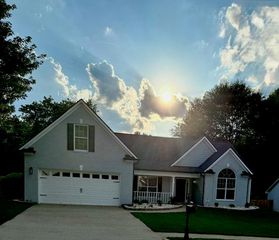 920 Charles Hall Drive, Dacula, GA 30019