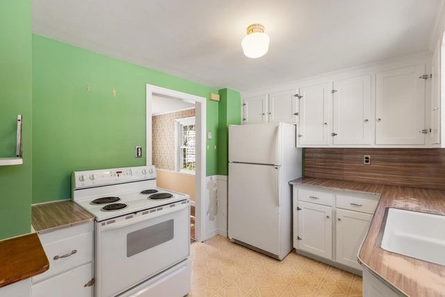 159 Howard Street, Reading, MA 01867