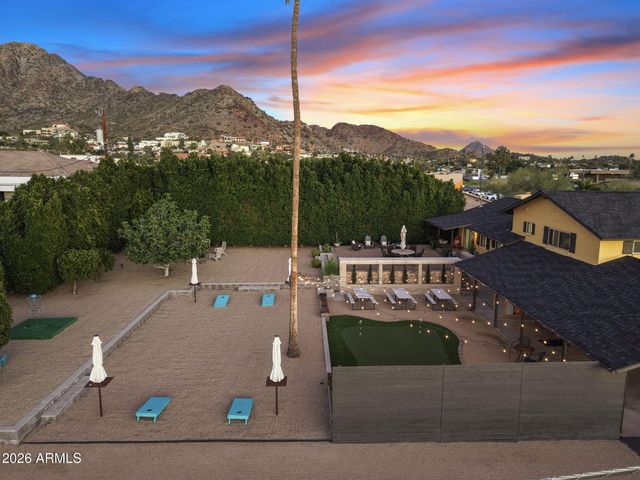 2034 E GLENDALE Avenue, Phoenix, AZ 85020