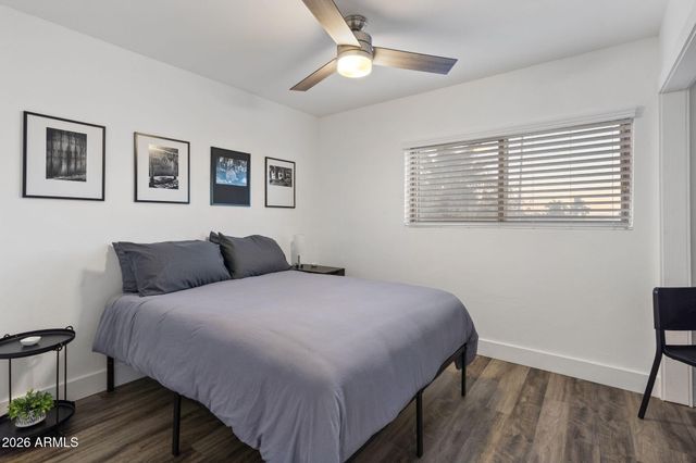 2034 E GLENDALE Avenue, Phoenix, AZ 85020