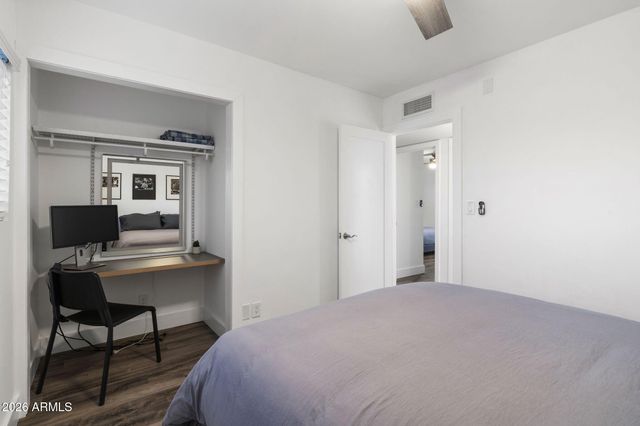 2034 E GLENDALE Avenue, Phoenix, AZ 85020