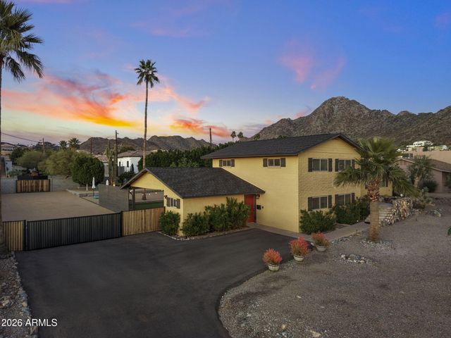 2034 E GLENDALE Avenue, Phoenix, AZ 85020