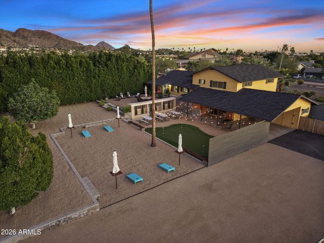 2034 E GLENDALE Avenue, Phoenix, AZ 85020