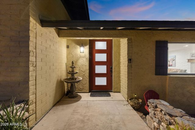 2034 E GLENDALE Avenue, Phoenix, AZ 85020