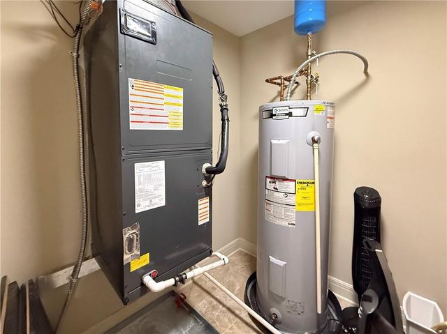 10511 Mission Road 312, Leawood, KS 66206