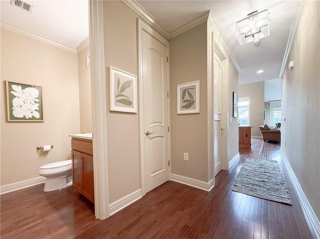 10511 Mission Road 312, Leawood, KS 66206