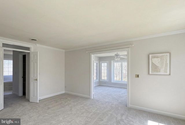 6181 SNOWHILL CT, Centreville, VA 20120