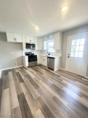 3834 Morley Drive, Kent, OH 44240