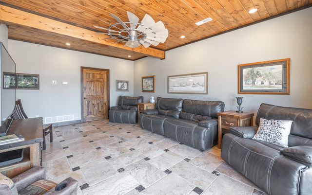 1326 Bald Eagle Drive, Galena, MO 65656