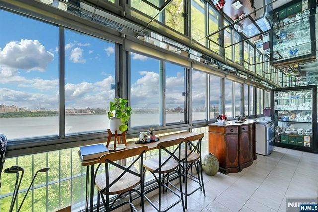 4 Horizon 805, Fort Lee, NJ 07024