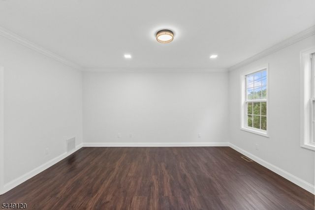 64 George Russell Way, Clifton City, NJ 07013