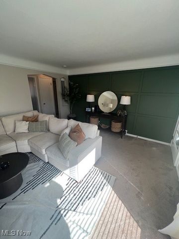 10613 Vernon Avenue, Garfield Heights, OH 44125