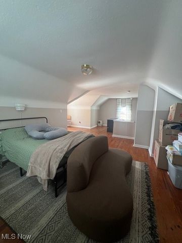 10613 Vernon Avenue, Garfield Heights, OH 44125