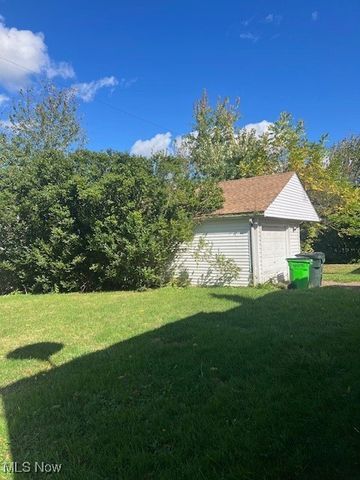 10613 Vernon Avenue, Garfield Heights, OH 44125