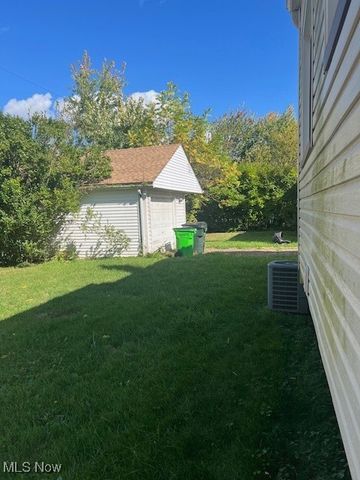 10613 Vernon Avenue, Garfield Heights, OH 44125