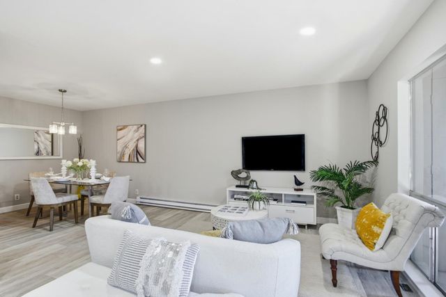 150 Saratoga Avenue 322, Santa Clara, CA 95051