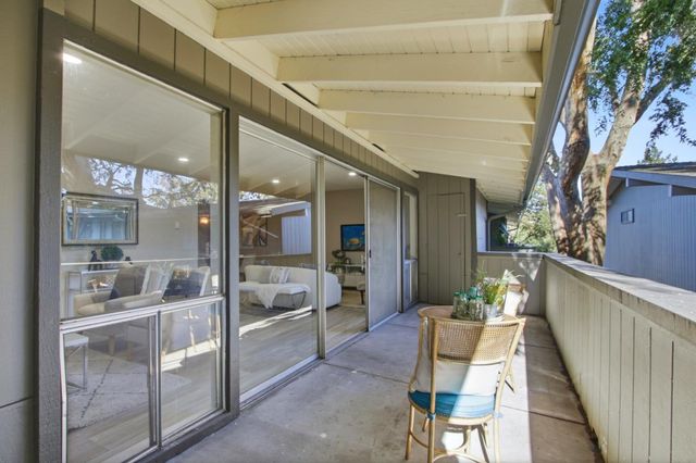 150 Saratoga Avenue 322, Santa Clara, CA 95051