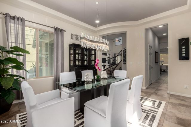 1630 W BLAYLOCK Drive, Phoenix, AZ 85085