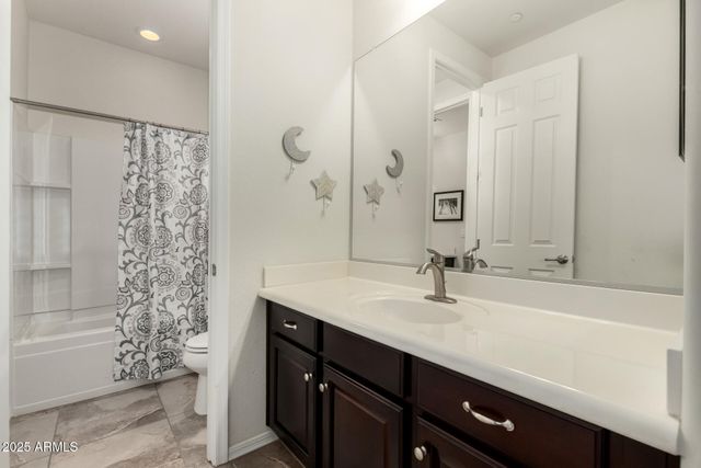 1630 W BLAYLOCK Drive, Phoenix, AZ 85085