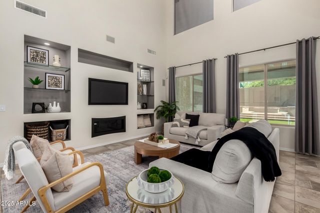 1630 W BLAYLOCK Drive, Phoenix, AZ 85085