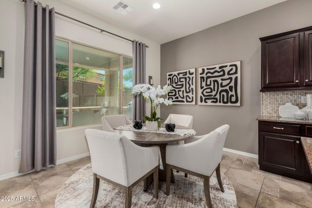 1630 W BLAYLOCK Drive, Phoenix, AZ 85085