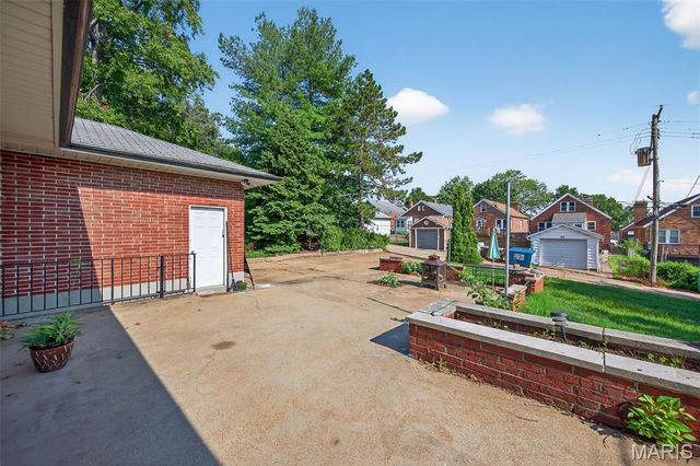 6561 Bancroft Avenue, Other, MO 63109