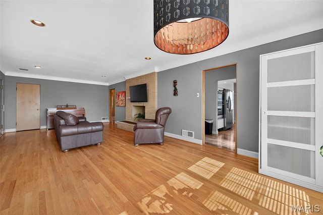 6561 Bancroft Avenue, Other, MO 63109