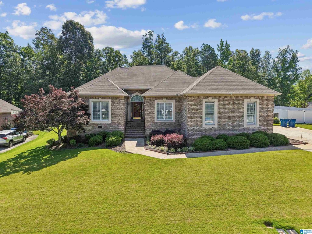 588 LAURA LANE NE, Jacksonville, AL 36265