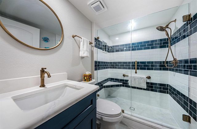 6105 BAHIA DEL MAR CIRCLE 287, St Petersburg, FL 33715