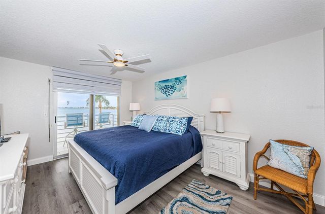 6105 BAHIA DEL MAR CIRCLE 287, St Petersburg, FL 33715